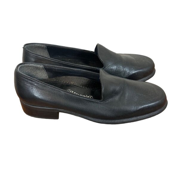 Women Easy Spirit  Size 8.0 Black Faux Leather Casual  Slip-On Shoe Black - Picture 5 of 11